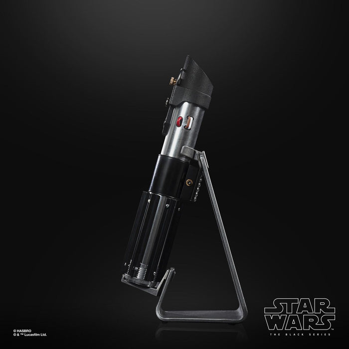 Star Wars The Black Series Darth Vader Force FX Elite Lightsaber