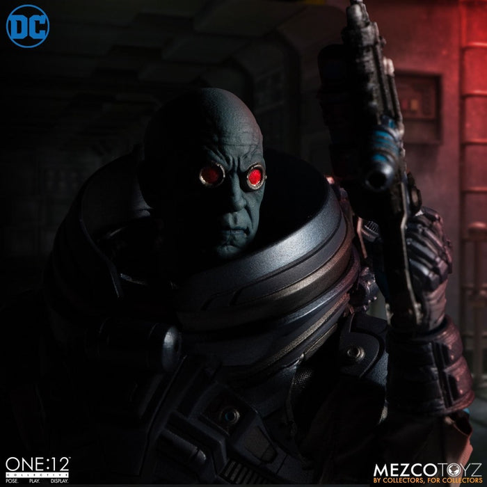 Mr. Freeze One:12 Collective Action Figure Deluxe Edition