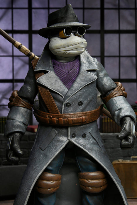 Universal Monsters x Teenage Mutant Ninja Turtles 7-Inch Scale Ultimate Donatello as The Invisible Man Action Figure