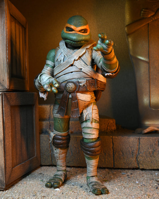 Universal Monsters/Teenage Mutant Ninja Turtles Michelangelo as The Mummy 7-Inch Scale Action Figure