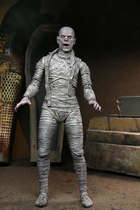 Universal Monsters Ultimate Mummy (Color) 7-Inch Scale Action Figure