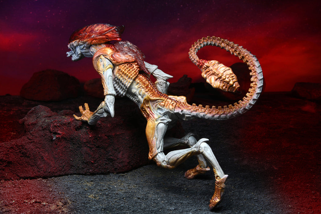 Aliens Kenner Tribute Panther Alien 7-Inch Scale Action Figure