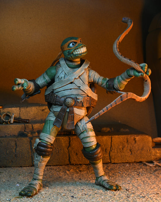 Universal Monsters/Teenage Mutant Ninja Turtles Michelangelo as The Mummy 7-Inch Scale Action Figure