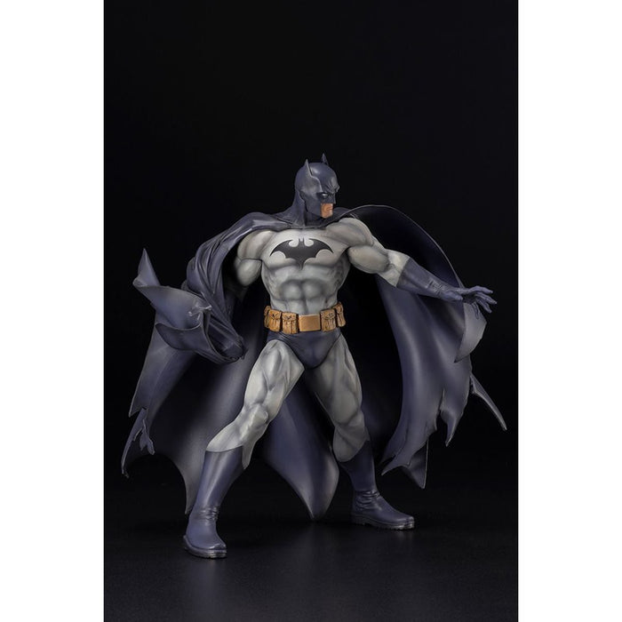 Batman: Hush Blue Costume Variant ARTFX+ 1:6 Scale Statue