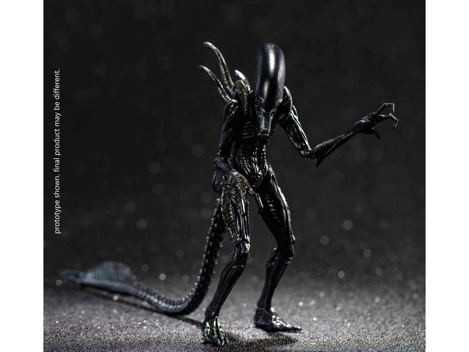 AVP: Alien vs. Predator Alien Warrior 1:18 Scale Action Figure