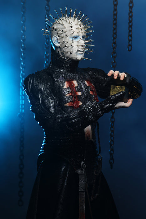 Hellraiser Ultimate Pinhead 7-Inch Scale Action Figure