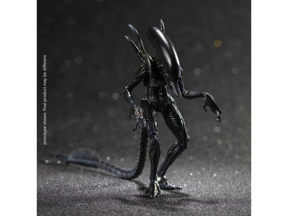 AVP: Alien vs. Predator Alien Warrior 1:18 Scale Action Figure