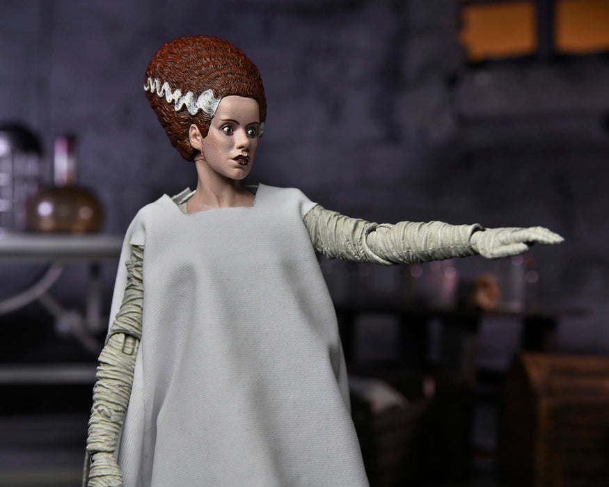 Universal Monsters 7-Inch Scale Ultimate Bride of Frankenstein (Color) Action Figure