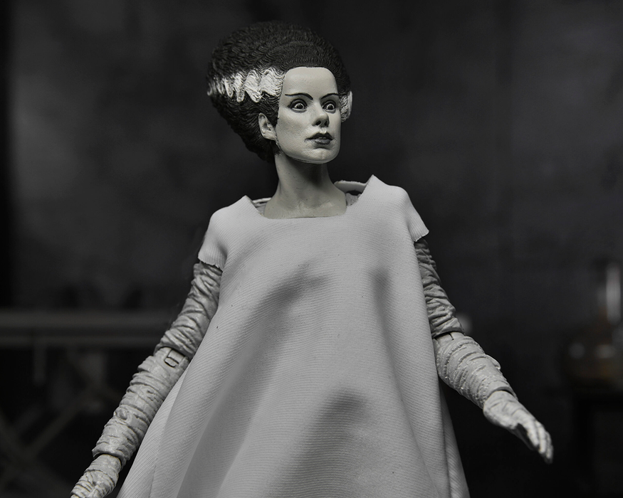 Universal Monsters 7-Inch Scale Ultimate Bride of Frankenstein (B&W) Action Figure