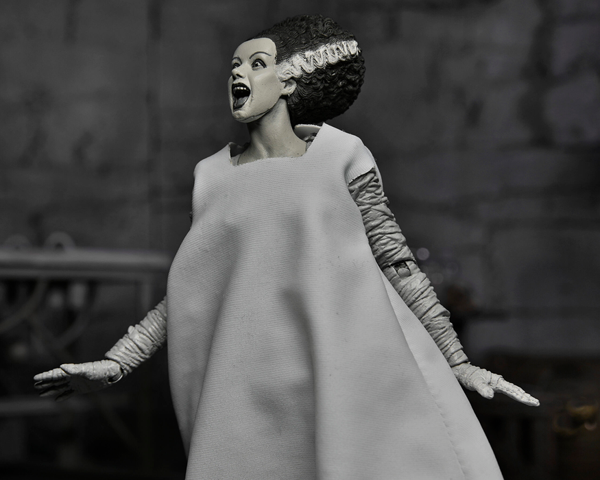 Universal Monsters 7-Inch Scale Ultimate Bride of Frankenstein (B&W) Action Figure