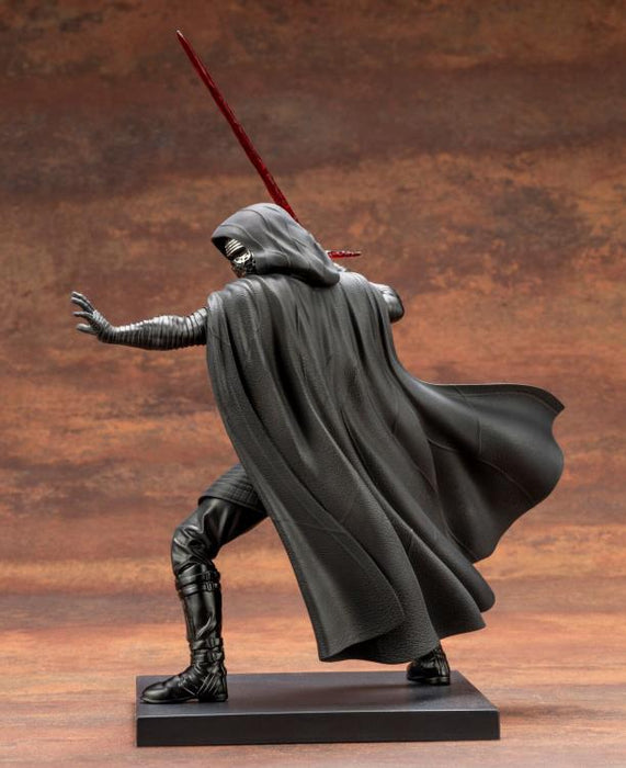 Star Wars: Rise of Skywalker Kylo Ren ARTFX+ Statue